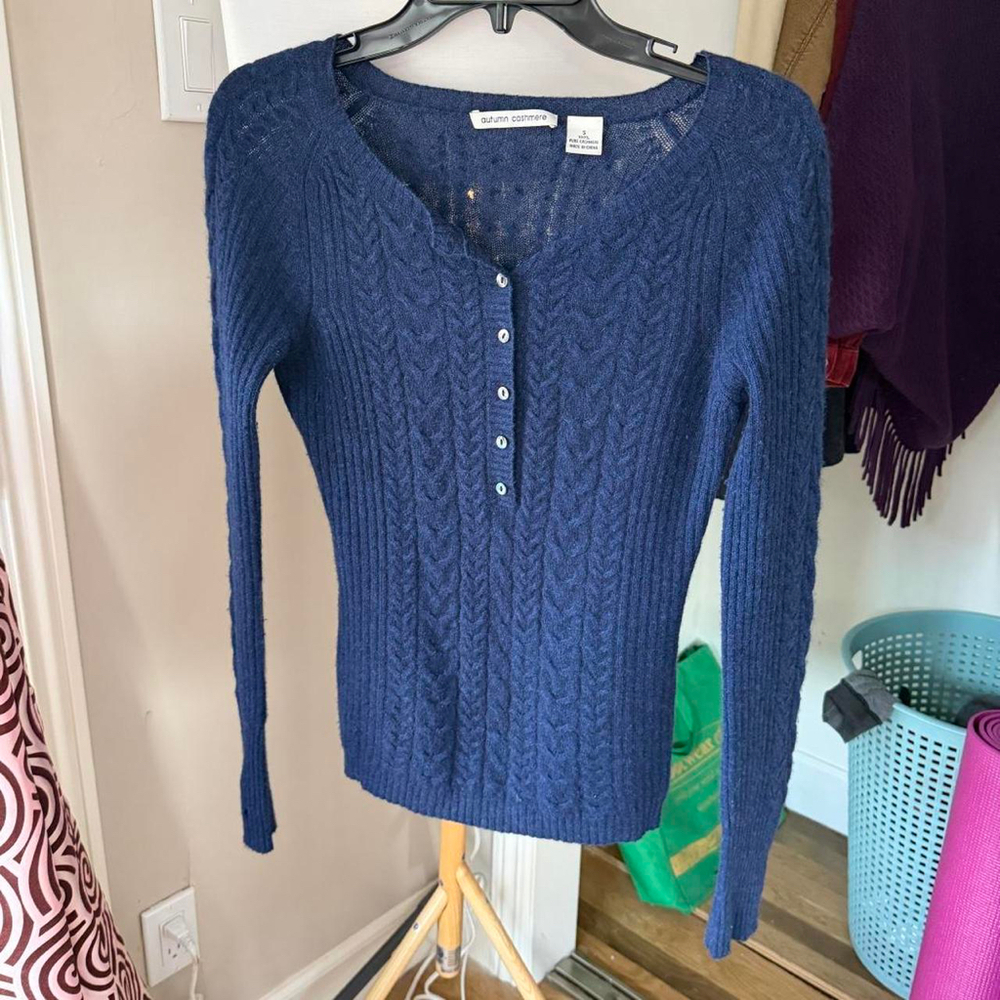 Autumn cashmere top